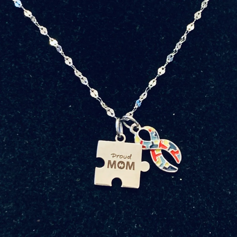 “Proud Mom” Autism Awareness chain necklace stainless steel